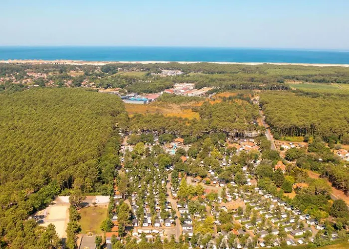 Camping Mobil-home Familial 6 Pers A - Api-1-52-1651